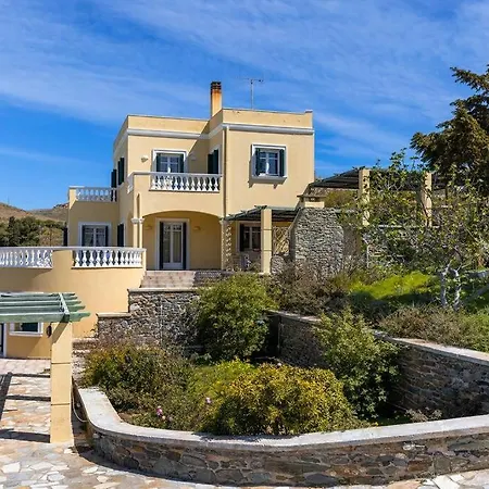 Villa Syros Gem, Luxury Mansion Sunset & Sea Views Posidhonía