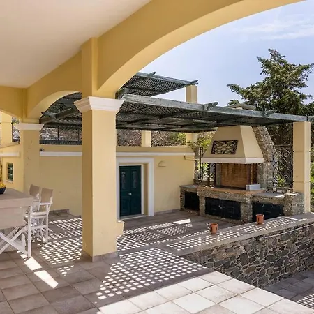 Villa Syros Gem, Luxury Mansion Sunset & Sea Views