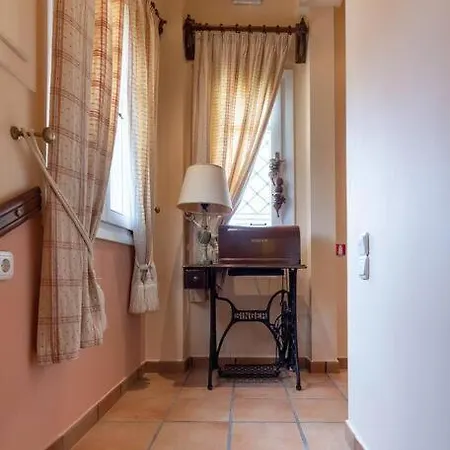 Syros Gem, Luxury Mansion Sunset & Sea Views Posidhonía