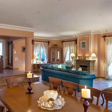 Syros Gem, Luxury Mansion Sunset & Sea Views 빌라 포시드호니아