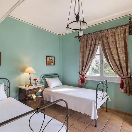 빌라 Syros Gem, Luxury Mansion Sunset & Sea Views
