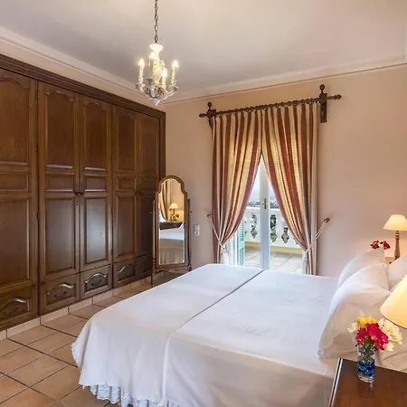 빌라 Syros Gem, Luxury Mansion Sunset & Sea Views